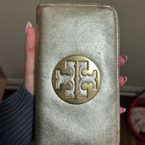 Tory Burch wallet for sale